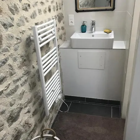 Chez Natacha Et Adrien Ubytování v soukromí *