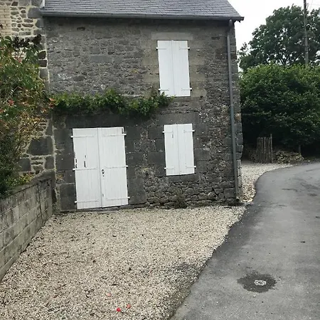 홈스테이 Chez Natacha Et Adrien